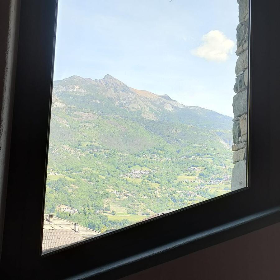 La Maison Lilla Fenis Buitenkant foto